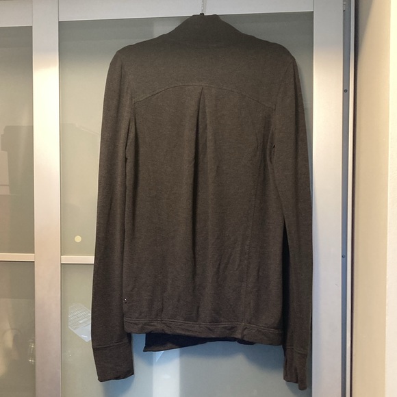 Lululemon coast wrap sweater jacket dark charcoal gray size 8 cocoon - Picture 2 of 7